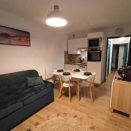La Baie L'etoile, 4 Pers, Bord De Mer, Parking Prive, Mahon Apartment